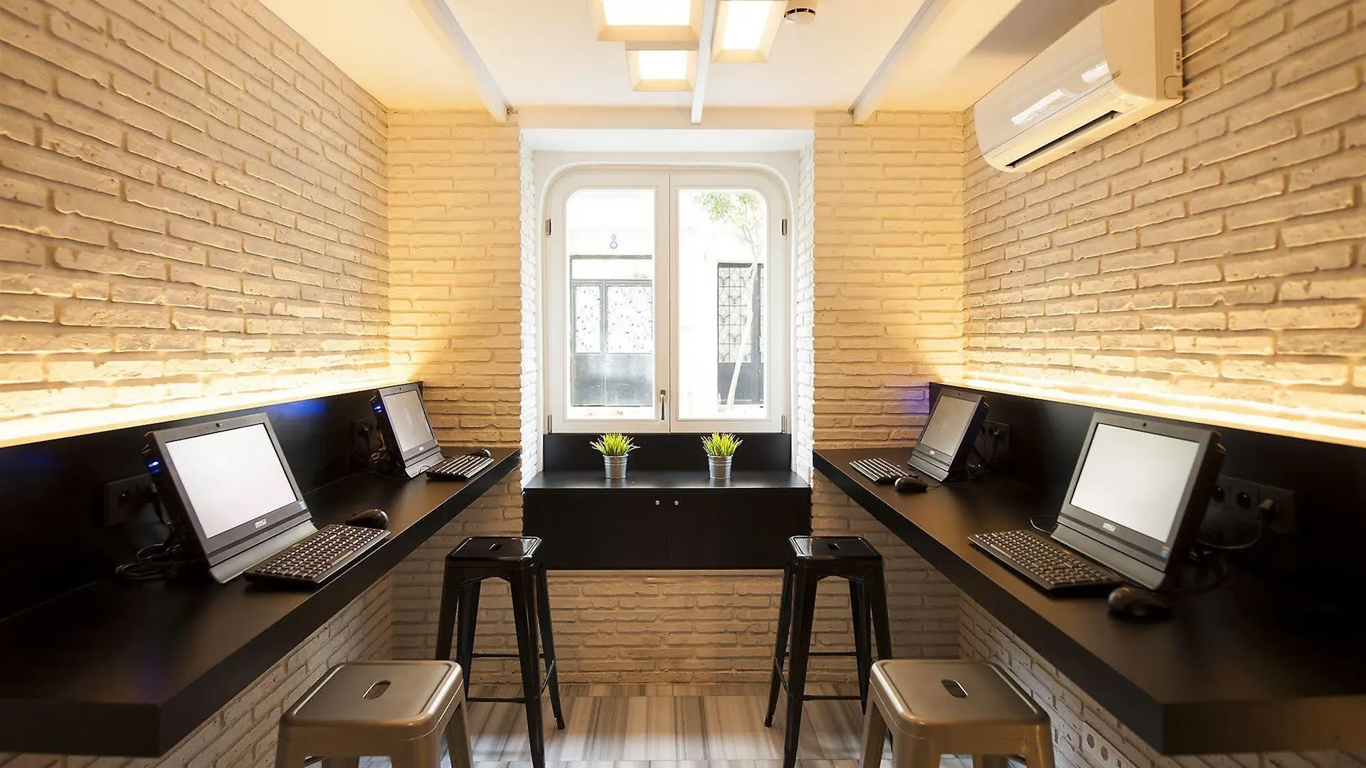 Wabi Hostels Istanbul